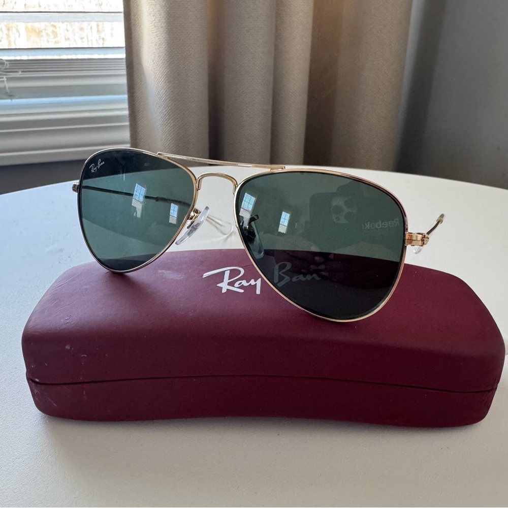 Ray-Ban Kids Aviator Sunglasses Gold Frame w Case